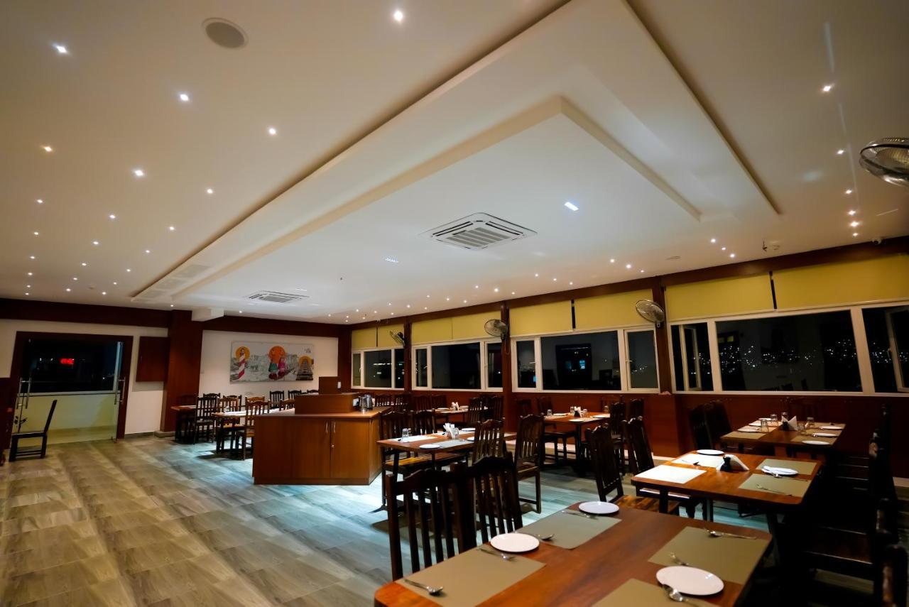 Hotel Sunrise Hospitality Vijayawada Exterior photo