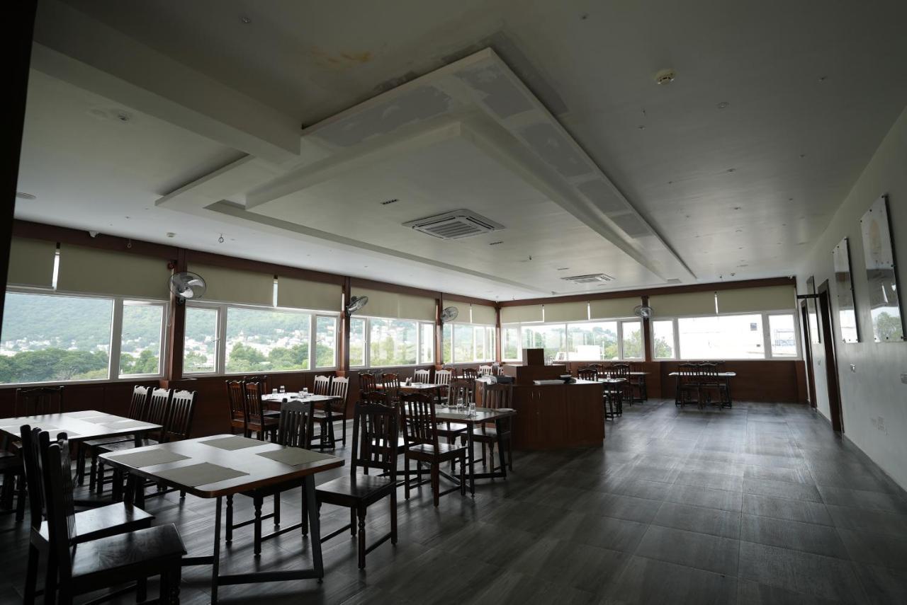 Hotel Sunrise Hospitality Vijayawada Exterior photo